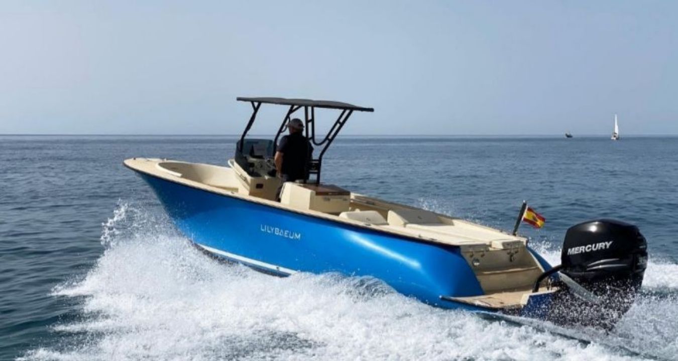 LILYBAEUM YACHT